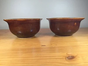 2 tazones vintage hechos en la República Democrática Alemana sopa de cebolla marrón 35 gratinado - Imagen 1 de 9