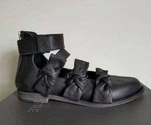 LD TUTTLE SNOW CUTE Triple Straps Bows Back Zipper Flats Booties 40 I LOVE SHOES - Picture 1 of 9