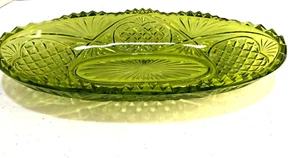 Viking Glass Yesteryear Pineapple Relish Celery Dish Oval Glimmer Green Avocado - Picture 1 of 8