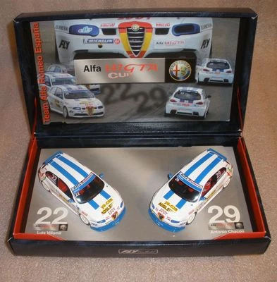 Team Alfa Romeo España 1/32 Slot Cars Team Set Alfa 147 GTA Cup Fly Nuevo Foto 1 de 4