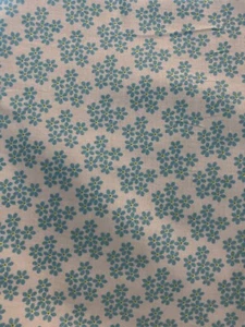 TO BEE OR NOT TO BEE BY EXCLUSIVELY QUILTERS Fabric BTY - Picture 1 of 2