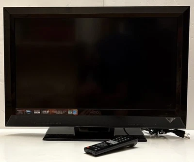 Vizio VL260M   26" TV Monitor For Gaming W/ Remote - WORKS PERFECT - Image 1 of 4