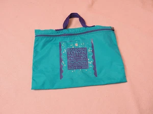 Borsa Vintage Teal and Purple National Town Meeting on Main Street Milwaukee 1993 - Foto 1 di 8