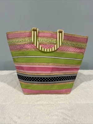 Bolso de Mano Raro Clever Carriage Co. Rayas Rosa y Verde Tejido de Cesta con Cremallera Foto 1 de 4