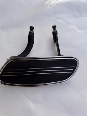 2006 2001-2006 Harley Davidson Street Glide Right Front Foot Rest Peg Step OEM - Image 1 of 4
