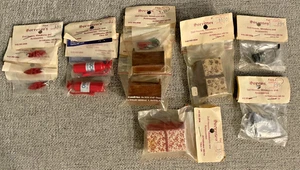 Sorensen's VINTAGE lotto 11 pezzi PICCOLI accessori casa delle bambole miniatura telefono barca - Foto 1 di 6