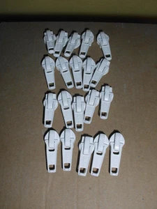 (0,57€ / Stück) 20 Schieber für Kunststoff 5mm Spirale  Reißverschlüsse von Opti - Picture 1 of 1