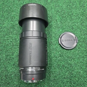 Tamron AF Lense LD 70-300mm 1 : 4-5.6 Tele-Macro 1:3.8 372D - Picture 1 of 9