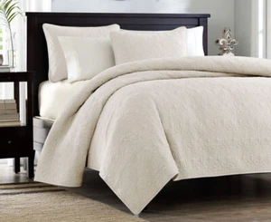 IVORY MATELASSE 3p King QUILT SET : CREAM MEDALLION COTTON FILL COTTAGE COVERLET - Picture 1 of 8