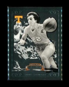 2008 PRESS PASS LEGENDS Basketball Card #60 ERNIE GRUNFELD Volunteers Bucks
