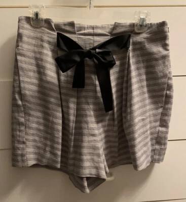 Elevenses Pleated High Waist Shorts Bow Tie Seaside Stripe Anthropologie Size 6 - Image 1 of 4