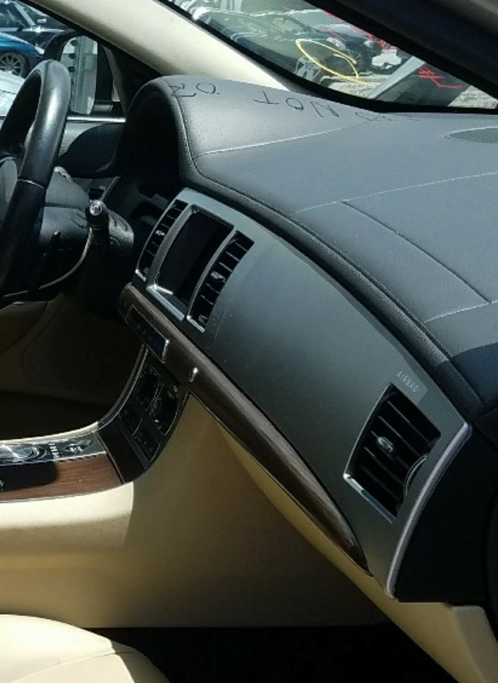 GUANTERA JAGUAR XF 2012-2015 TABLERO COMPARTIMENTO DE ALMACENAMIENTO BEIGE desde 16447m 2013 XF Foto 1 de 1