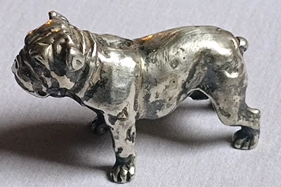 Cane Bulldog argento 800 , pesante, figura, scultura - Immagine 1 di 4