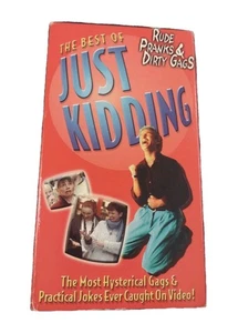The Best of Just Kidding: Rude Pranks & Dirty Gags Hysterical Jokes (VHS, 1995) - Bild 1 von 4