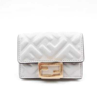 Cartera corta Fendi Baguette gris piel de becerro T10260179 Foto 1 de 4