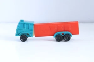 Pez Dispenser - Rare Vintage -Red and Blue Semi Truck Made In Solvenia - No Feet - Picture 1 of 6