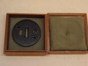 Japanese osword riginal iron Sakura watermark TSUBA9 wooden case - Picture 1 of 9