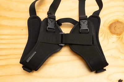 Arnés para cámara de respiración doble delgado BlackRapid Foto 1 de 4