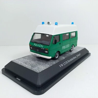 1/43 Furgoneta Volkswagen LT28 bus minibus Polizei Alemania premium Classixxs - Imagen 1 de 4