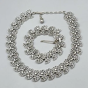 Collana Bracciale 1947 Corona Trifari Alfred Philippe Piastra Rodiata Pizzo Capesante - Foto 1 di 12