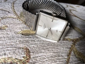 Vintage Longines swiss mechanical handwind watch - Picture 1 of 7