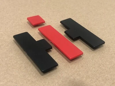 IH Logo IHC Emblem 523 553 624 654 724 824 f.Kunstoffgrill 3057445 - Bild 1 von 4