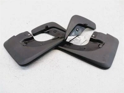 Juego completo de guardabarros base Nissan Frontier 22-24 X4 OEM 93882-9BU0A Foto 1 de 4