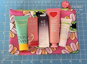 Ipsy Bag Plus Items , Goldfaden Md, New Of The Gods, Olivia Umma, Appeal - Picture 1 of 2