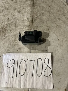 Interruptor de asiento eléctrico delantero derecho Mercedes W126 560SEL 420SEL 1986-1991 - Imagen 1 de 5