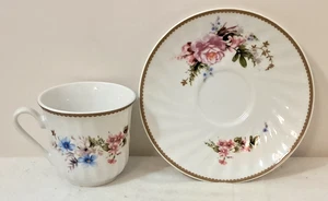 LYNNS TIMELESS ROSE CUPS AND SAUCERS NOS - Picture 1 of 6