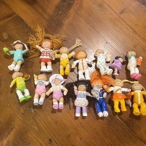 Vintage Cabbage Patch Kids Mini Poseable Doll Figuren & Figuren Stück Lot 14 - Bild 1 von 4