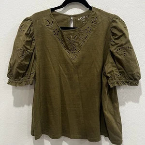 loft eyelet puff sleeve Ruffle Olive Green Top Sz Xl Office Casual Chic - Picture 1 of 6