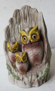Eule Figur 3 Eulen in einem Baum Spaghetti Gras Keramik handbemalt Taiwan -- - Bild 1 von 1
