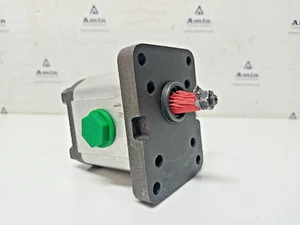 Roquet 1L05DE10R Hydraulic Gear pump - NEW - Picture 1 of 17