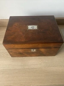 Antique Victorian rosewood fitted Travelling vanity box with drawer ~ needs work - Picture 1 of 20