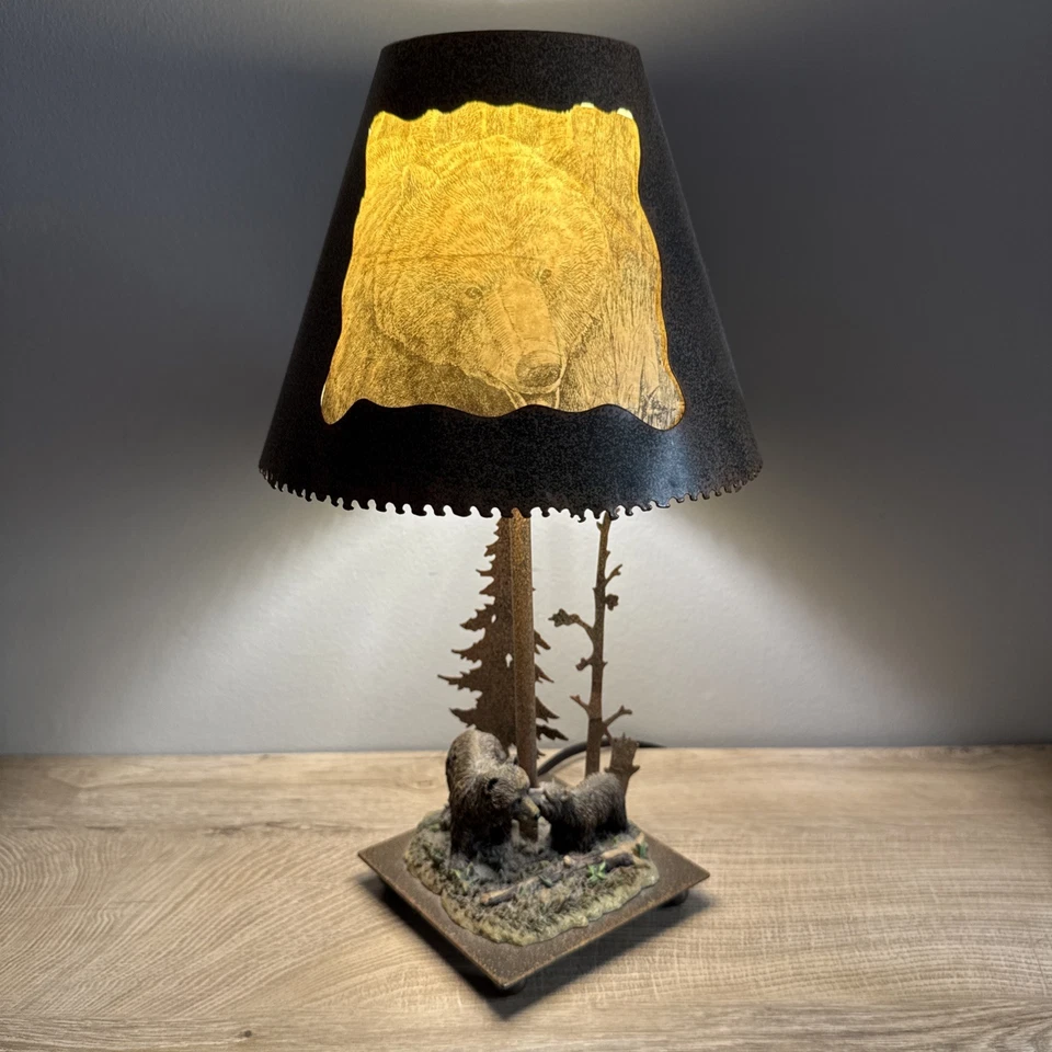 Lámpara rústica pinos pantalla metálica familia de osos lámpara de mesa auxiliar cabina naturaleza Foto 1 de 4