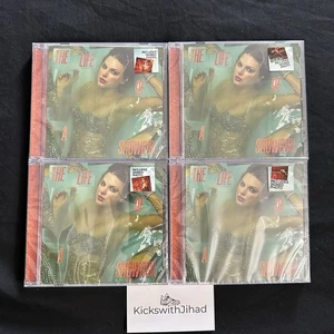 Taylor Swift The Life of a Showgirl CD + Hand Signed Photos SET OF 4 In hand - Picture 1 of 6