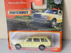 Diecast 1:66 MATCHBOX 2020 MERCEDES-BENZ S123 STATION WAGON M.I.B. (53/100) - Imagen 1 de 5