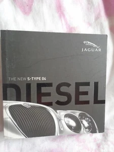 Jaguar S Type Diesel Press Book brochure 2004 English text + CD - Picture 1 of 1