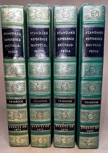 Funk And Wagnalls Standard Reference Encyclopedia Yearbook 1974-1977 Green/Black - Picture 1 of 15