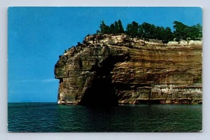 Indian Head Rock Along South Shores of Lake Superior Michigan Postcard Unposted - Picture 1 of 2