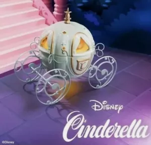RAR Disney Cinderella Kutsche Scentsy Wärmer NEU IM VERSAND - Bild 1 von 11