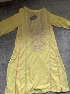 Ethnic by Outfitters Yellow Kurta Size Medium Salwar Kameez - Brand New - Picture 1 of 4