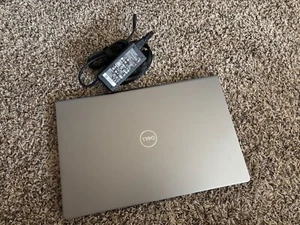 Dell Vostro 3530 Laptop | i5-1335U | 16GB RAM | 1TB SSD | 15.6” | Win 11 Pro - Picture 1 of 5