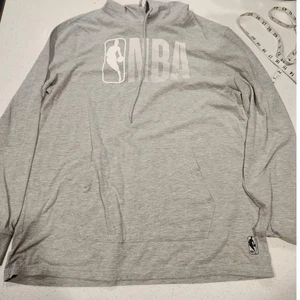 NBA Pullover Shirt Herren hellgrau Größe L  - Bild 1 von 4