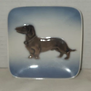 Vintage Royal Copenhagen Porcelain Dachshund Trinket Dish Tray wiener dog #3665 - Picture 1 of 10