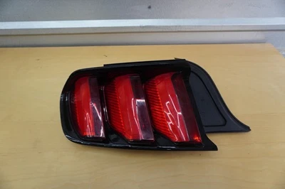 Ford Mustang 2015-2017 izquierda izquierda izquierda conductor LED luz trasera lámpara OEM Foto 1 de 4