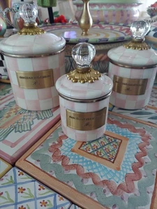 MacKenzie - Childs Rosy Check 3er Set Emaille Kanister Mini, Demi und Klein Neu - Bild 1 von 23