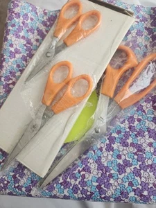 NIB Set Of 3 Sizes Of Sewing Scissors3 sizes - Picture 1 of 3