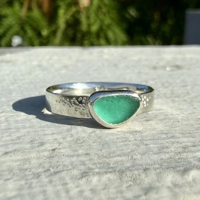 Anel de prata esterlina verde esmeralda genuíno vidro marinho do Caribe tamanho 9,5 - Imagem 1 de 4